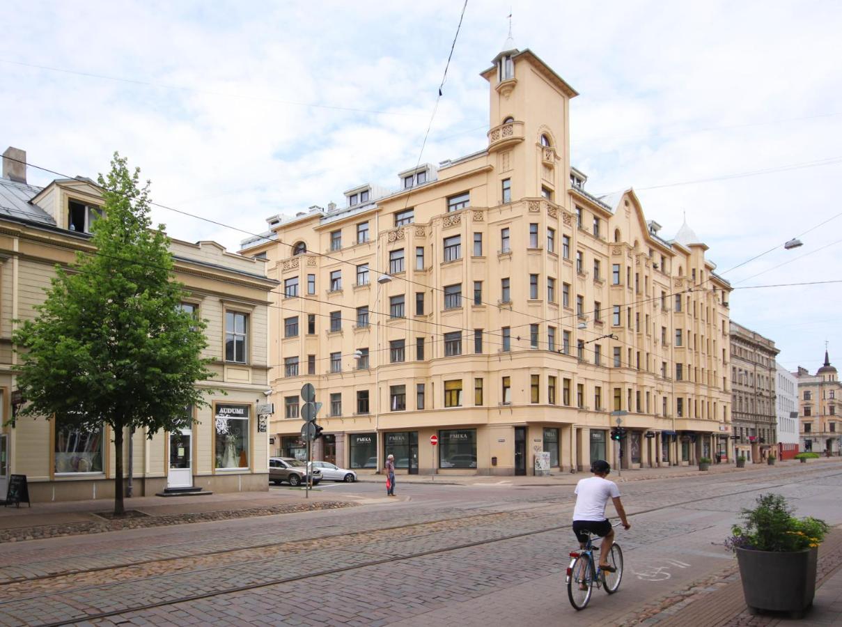Quiet And Spacious Home In Historic Riga Dış mekan fotoğraf
